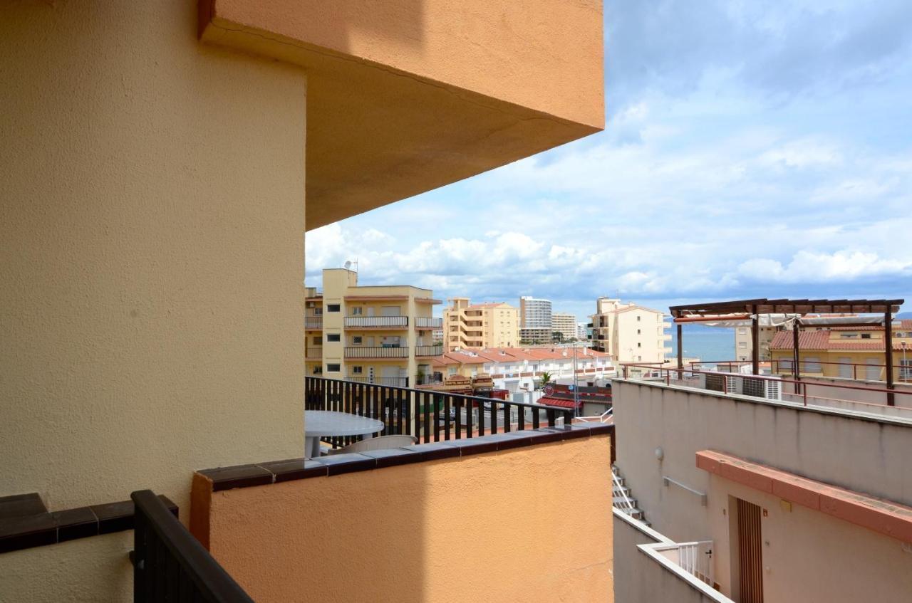 Appartamento Mar Blau L' Escala Esterno foto