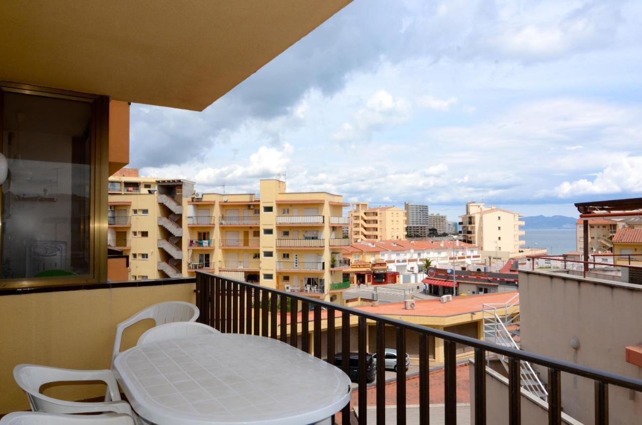Appartamento Mar Blau L' Escala Esterno foto