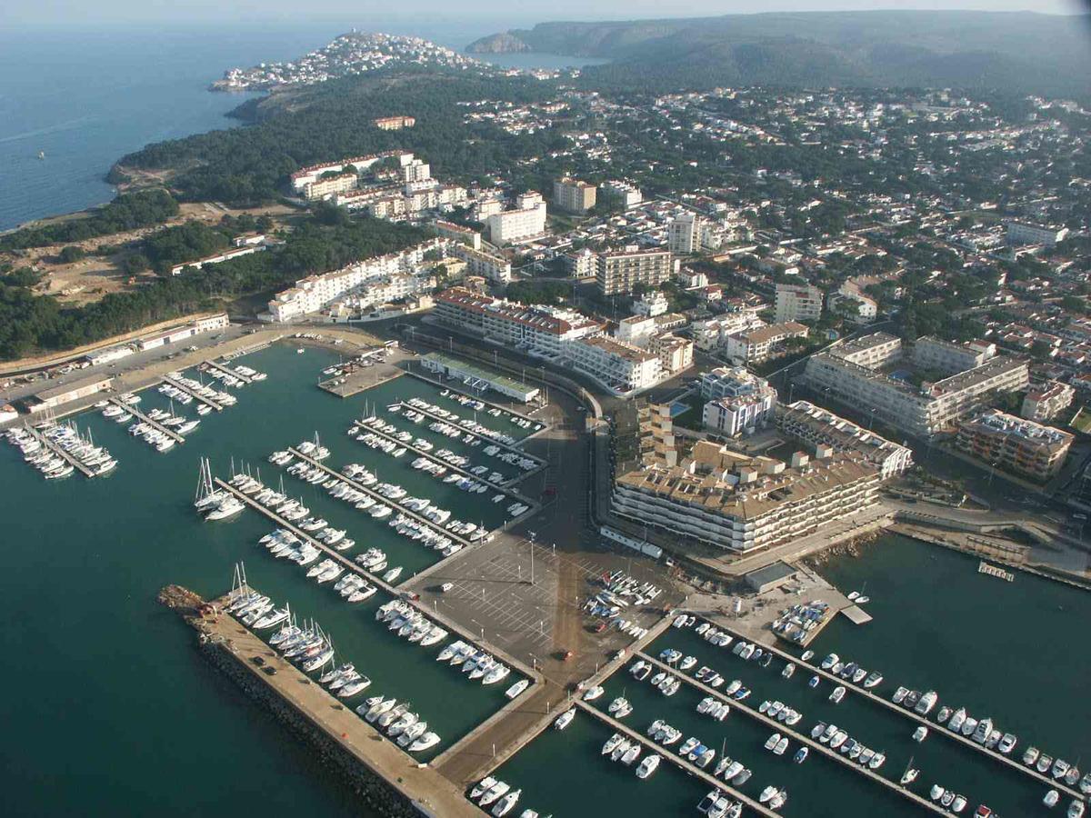 Appartamento Mar Blau L' Escala Esterno foto